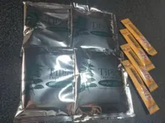 ドリップコーヒーとミルクのセットのサムネイル