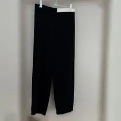 ジオン商事　ヴェルソー テーパードパンツ ブラック　フリーサイズ