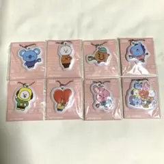 BT21 8種 コンプリート ファミマ限定 チャーム