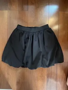 大人気 ‼️韓国 バルーンスカート 黒 インパン付き ミニ丈 美脚効果