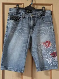 金魚刺繍デニムショートパンツ