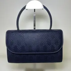 Item thumbnail for item c5ef7aed-5c83-47d7-a538-b4db77cbaf8d