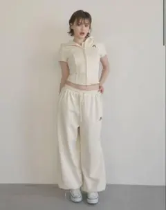 andmary Coco loose sweat set up ivory - メルカリ