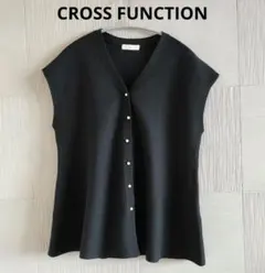 《洗える》ペプラムニットベスト　CROSS FUNCTION