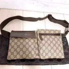GUCCI ペットレインコート GG XSサイズ - メルカリ