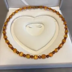 琥珀（アンバー）ネックレス　アンバーカラー