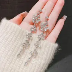 No.396A キラキラシルバービジューロングピアス 韓国 パーティー 量産型