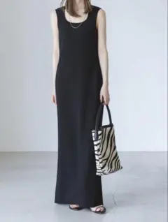 【新品・タグ付き】noble ニットジョーゼットニュアンスネックワンピース クロ