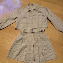 ベージュ系チェック セットアップ