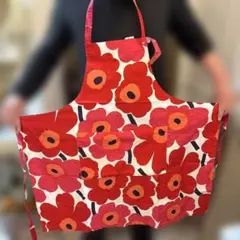 marimekko フラワーパターン エプロン - メルカリ