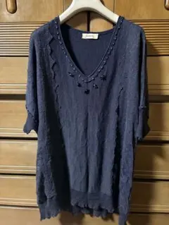 INGEBORG ネイビー Vネックニット 半袖のサムネイル