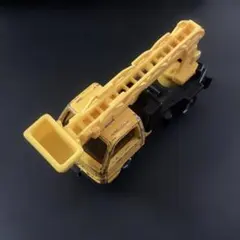 トミカ　いすゞ エルフ　スカイマスター　日本製