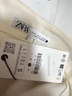 ZARA クリーム色 プリーツキャミソールドレス Sサイズ