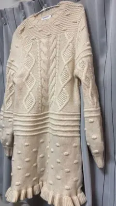ZARA アイボリー ケーブルニットワンピース