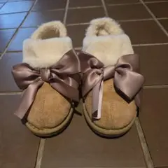 アクシーズファム　早い者勝ち リボン付きショートブーツ　女の子　21cm