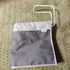 Item thumbnail for item 7451167d-1cba-47a7-ab34-75a648010323