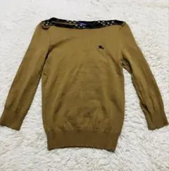 バーバリーブルーレーベル　ベージュ　ニット