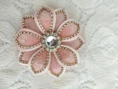 最終お値下げ入学入園式ピンク 桜色 コサージュブローチ ビジュー付き