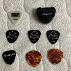 Item thumbnail for item 8d8d7a91-0bd9-46c8-8cc7-ad4573534852