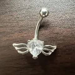 ハート型クリスタルのボディピアス