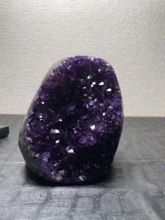 希少アメジストドーム台付☆美結晶ウルグアイ産 - メルカリ