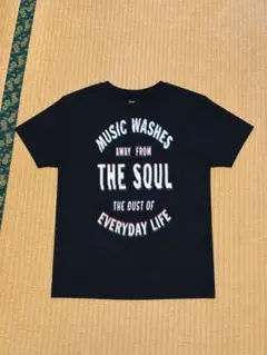 グラフィックプリント Tシャツ ブラック