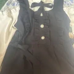 黑色荷葉邊套裝