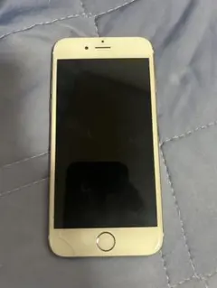 iPhone 8 ホワイト起動可画面割れジャンク - メルカリ