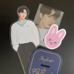 Stray Kids ファミリーマート　コラボ　ビッグアクリルスタンド　アクスタ