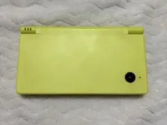 ライムグリーン、ニンテンドーDSi本体、充電器とガイド付き