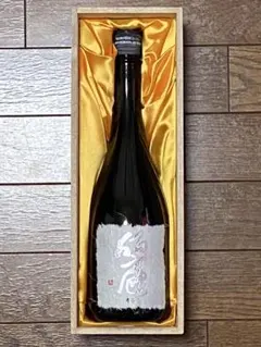 製造年月2020年　※古酒　【木箱入】仙禽　麗(うらら)　720ml