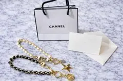CHANELチャームと携帯ストラップ　バッグチャーム2025年ホリデーチャーム