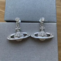 Vivienne Westwood ヴィヴィアン　オーブドロップピアス　箱付き