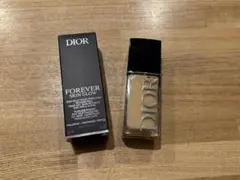 2N DIOR ディオールフォーエヴァーフルイドスキングロウ 新作