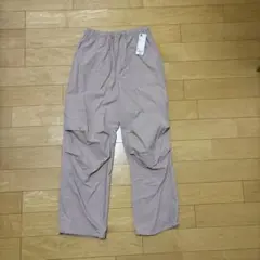 【新品タグ付き】gu パラシュートパンツQ ピンク　Mサイズ