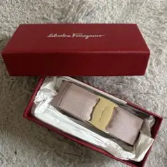 Ferragamo バレッタのサムネイル