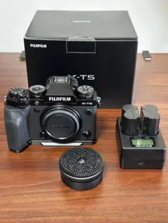 【sus】Fujifilm X-T5 本体 バッテリー2個 sus様専用】Fujifilm X-T5 本体 バッテリー2個 - メルカリ