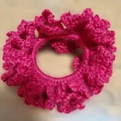 かぎ針編み　シュシュ