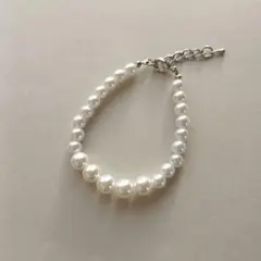 Item thumbnail for item 277a6b47-ed96-473a-b3a1-8b17b797d49e