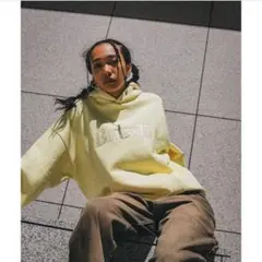 Bless U パーカー イエロー