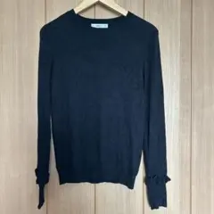 ZARA KNIT 長袖ニット ブラック 袖フリルデザイン パール調ボタン M