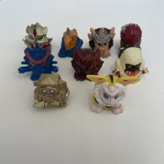 指人形　ウルトラマン　怪獣　9体
