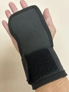 トレーニングギア　手首、手のひら保護サポーター