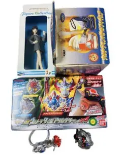 3点セットC円谷プロとセンチメンタルグラフティ フィギュアコレクションVol.1