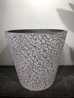 鉢カバー　樹脂製　白グレー色　柄入り　8号(現物)