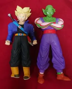 【ドラゴンボール】フィギュア　スーパーサイヤ人＆ピッコロ　2体セット