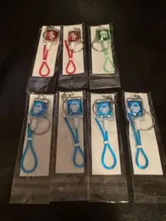 かわ血ぃ輸血パックキーホルダーUMAの血 3種セットのサムネイル