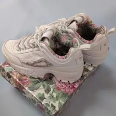 FILA Disruptor II Laura Ashley コラボのサムネイル
