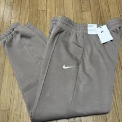 Item thumbnail for item a0888cb9-968f-48c9-a3d4-c0b5e7bb5b3b