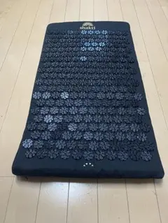 正規品】シャクティ 指圧マット・枕 究極セット レベル② 黒 - メルカリ